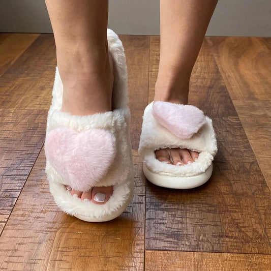 PANTUFLAS PELUCHE CORAZÓN