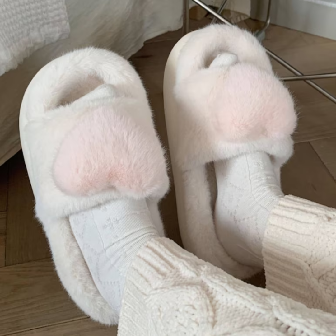 PANTUFLAS PELUCHE CORAZÓN